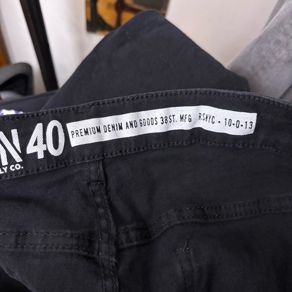 Reason NY Black Graphic Jeans Size 40 - Picture 6 of 7